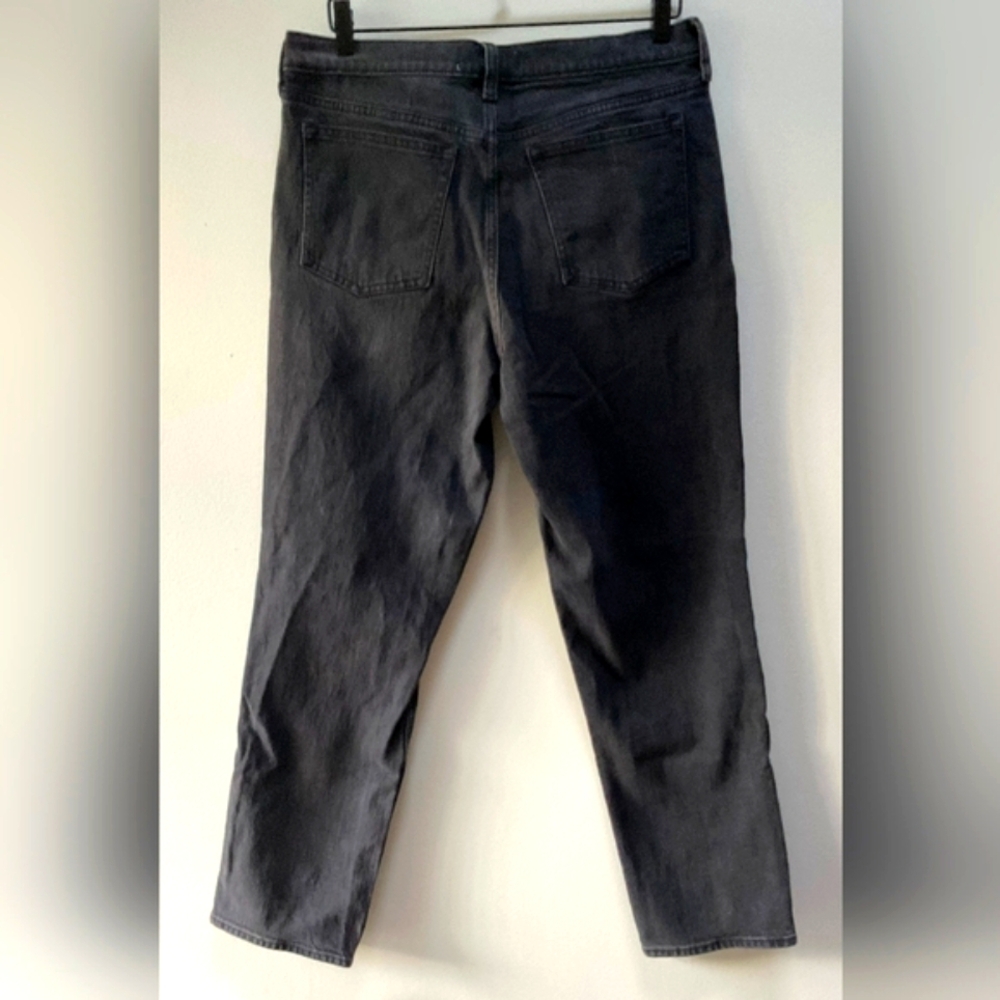 Abercrombie & Fitch The Straight Mid Rise Black Jeans - Picture 5 of 7